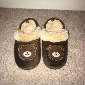 Toddler bedroom shoes size 7/8
